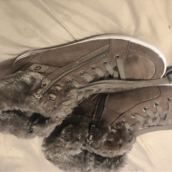Guess faux fur sneaker/boot…. Sneaker is grayish in color… size 8.5 - Picture 2 of 10